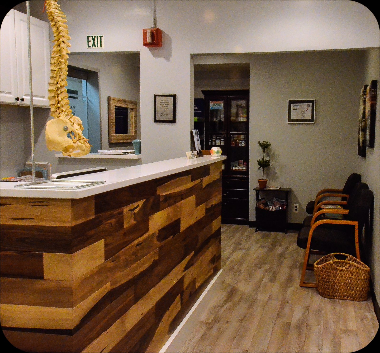 Reception at Manhattan Spine Rehabilitation, Herald Square, Midtown NYC