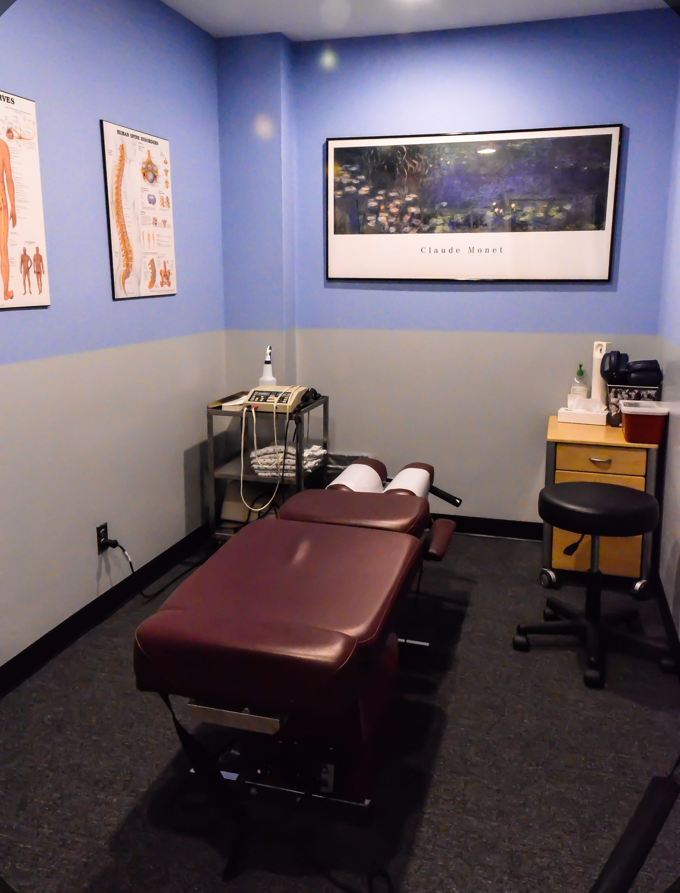 Treatment room at Manhattan Spine Rehabilitation in Midtown Manhattan